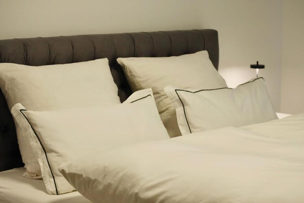 Modern Holiday Apartment In The Heart Of Klingenmünster Extérieur photo